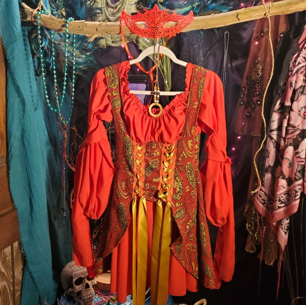 Super cute & sexy Pirates costume, Theater Ouality